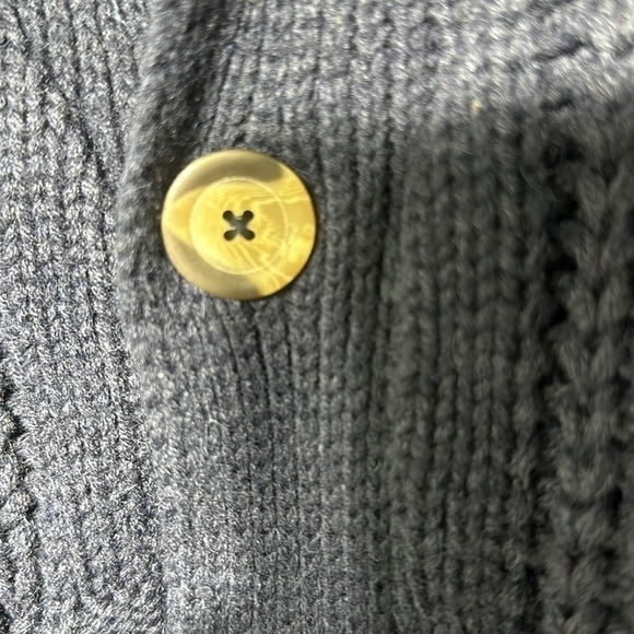 Logan hill  sweater - Picture 4 of 4
